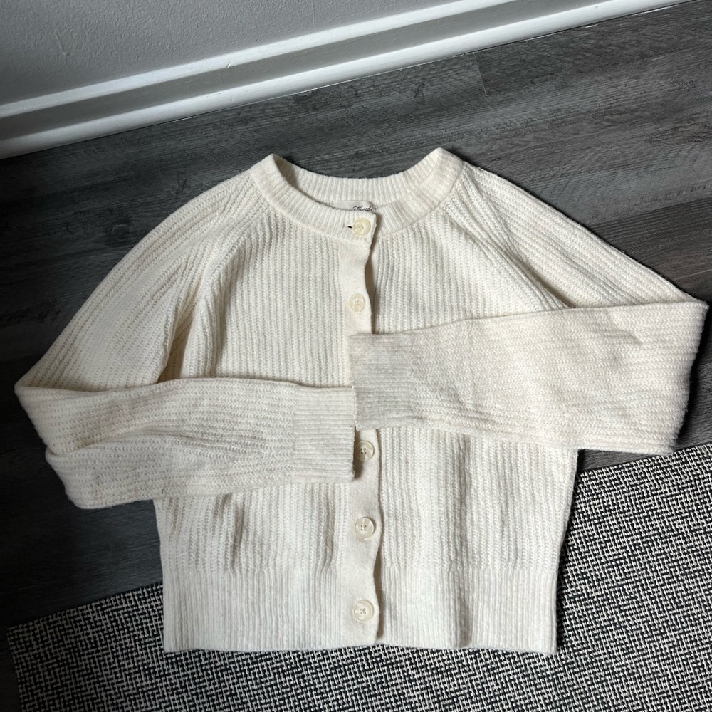 Target Universal Threads Cream Cardigan